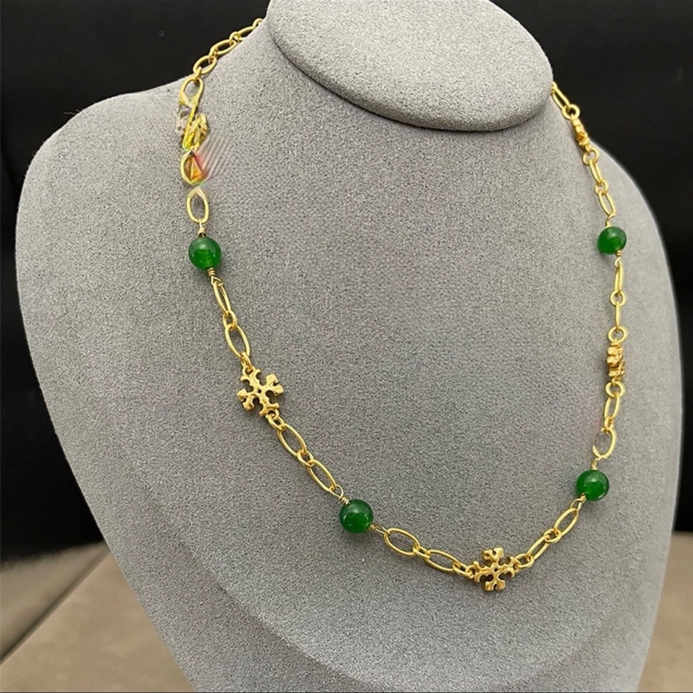 Tory Burch Elegant Gold and Green Gemstone Necklace - Picture 15 of 15